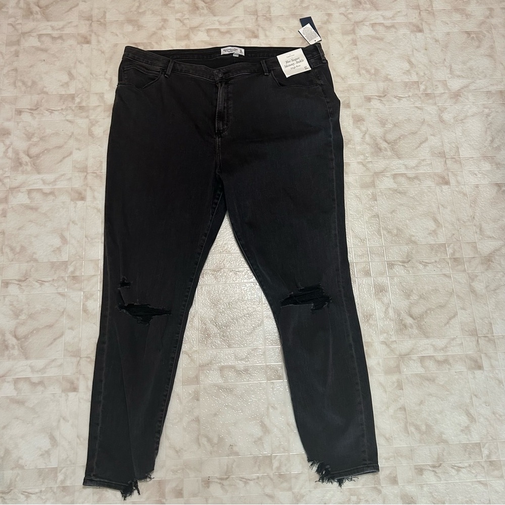 A&F Plus Size Curve Super Skinny Ankle High Rise Distressed Black 37 / 24 Long - Picture 3 of 14